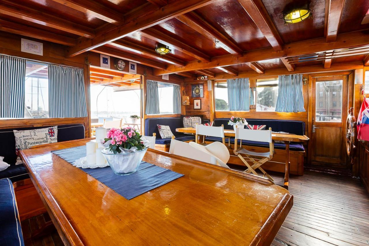 Отель Venezia Boat & Breakfast Caicco Freedom Экстерьер фото