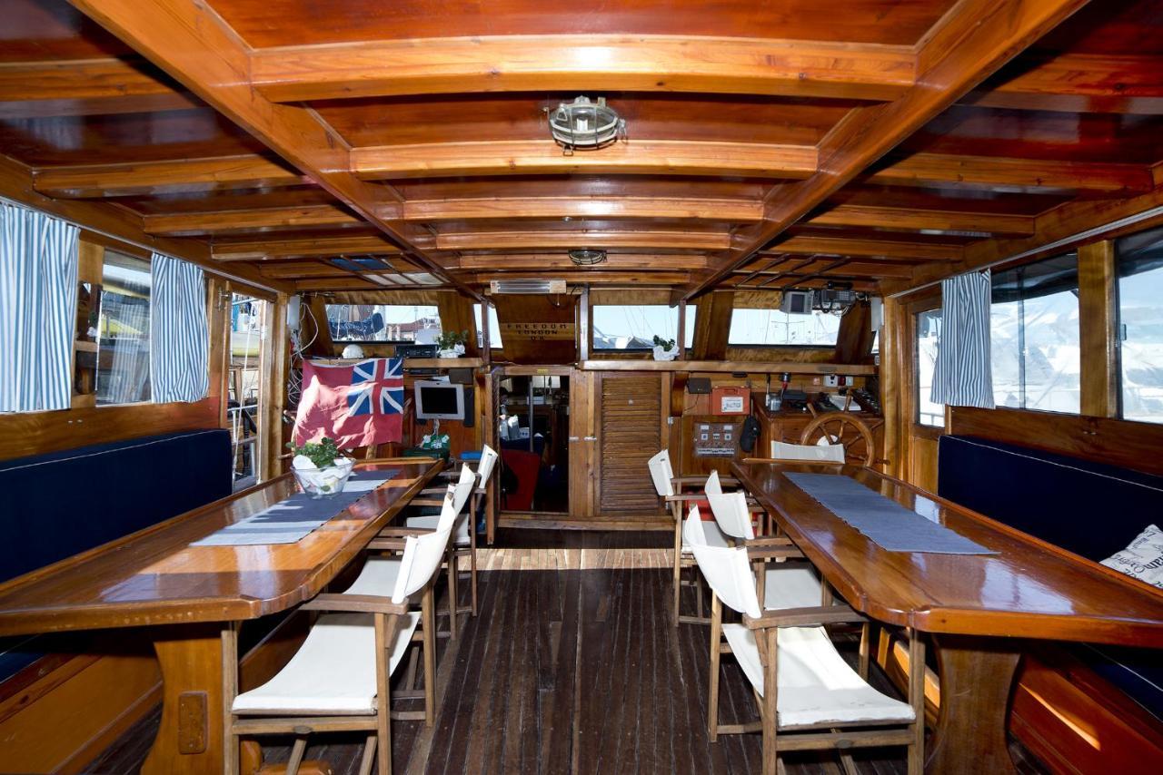 Отель Venezia Boat & Breakfast Caicco Freedom Экстерьер фото